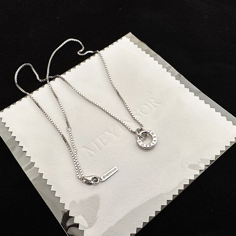 Flawless · Perfect Prayer Pure Silver Necklace. 4