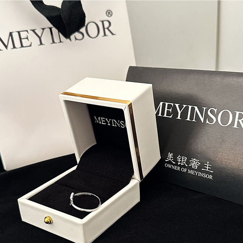 Butterfly Dance · Dynamic Peach Bond Pure Silver Ring 6