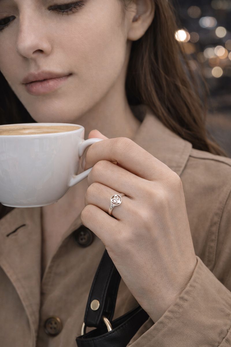 Heart Seal · Eternal Remembrance Pure Silver Ring 4